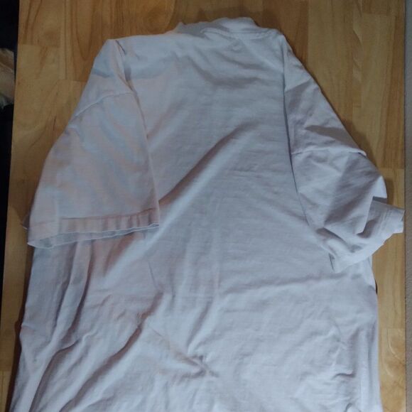 Vintage Dubai Spell Out Graphic T-Shirt - Picture 6 of 8